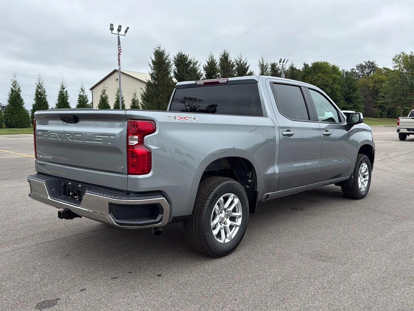 New 2026 Sterling Gray Metallic Chevrolet LT (2FL) image 22