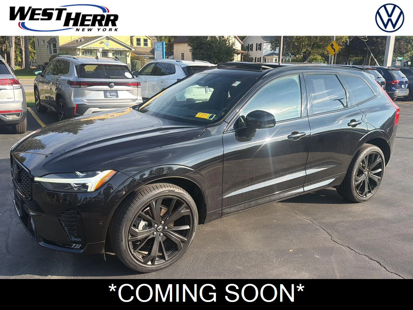 Used 2024 Onyx Black Metallic Volvo Ultimate Black Edition image 1
