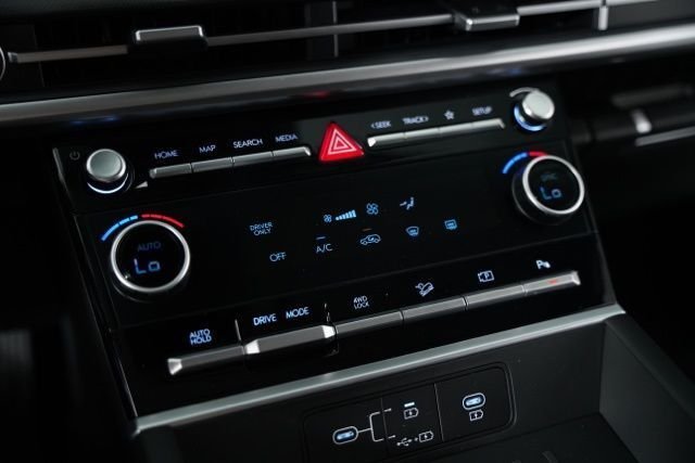2026 Hyundai Santa Fe SE - Photo 11