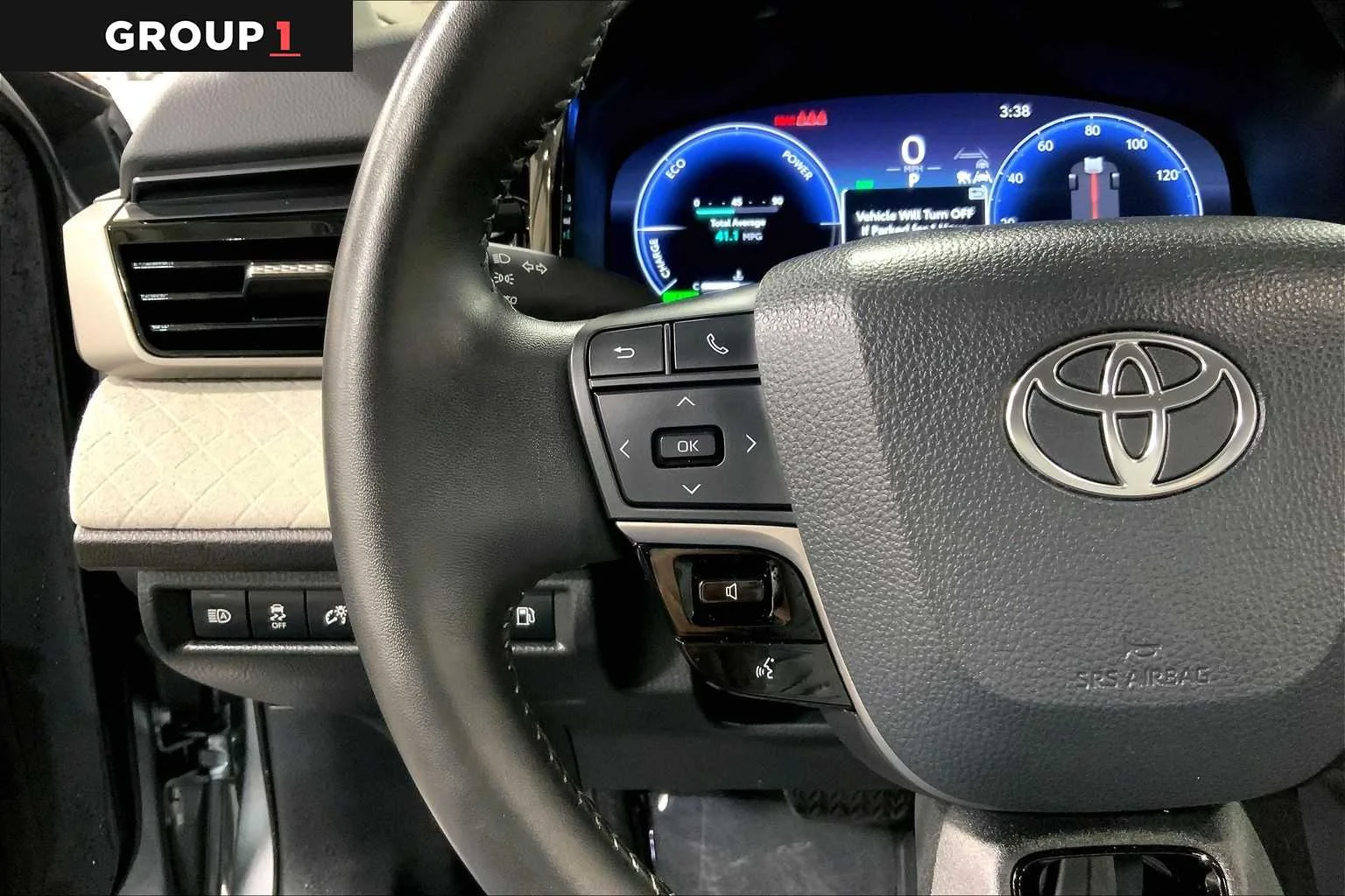2025 Toyota Camry XLE - Photo 24