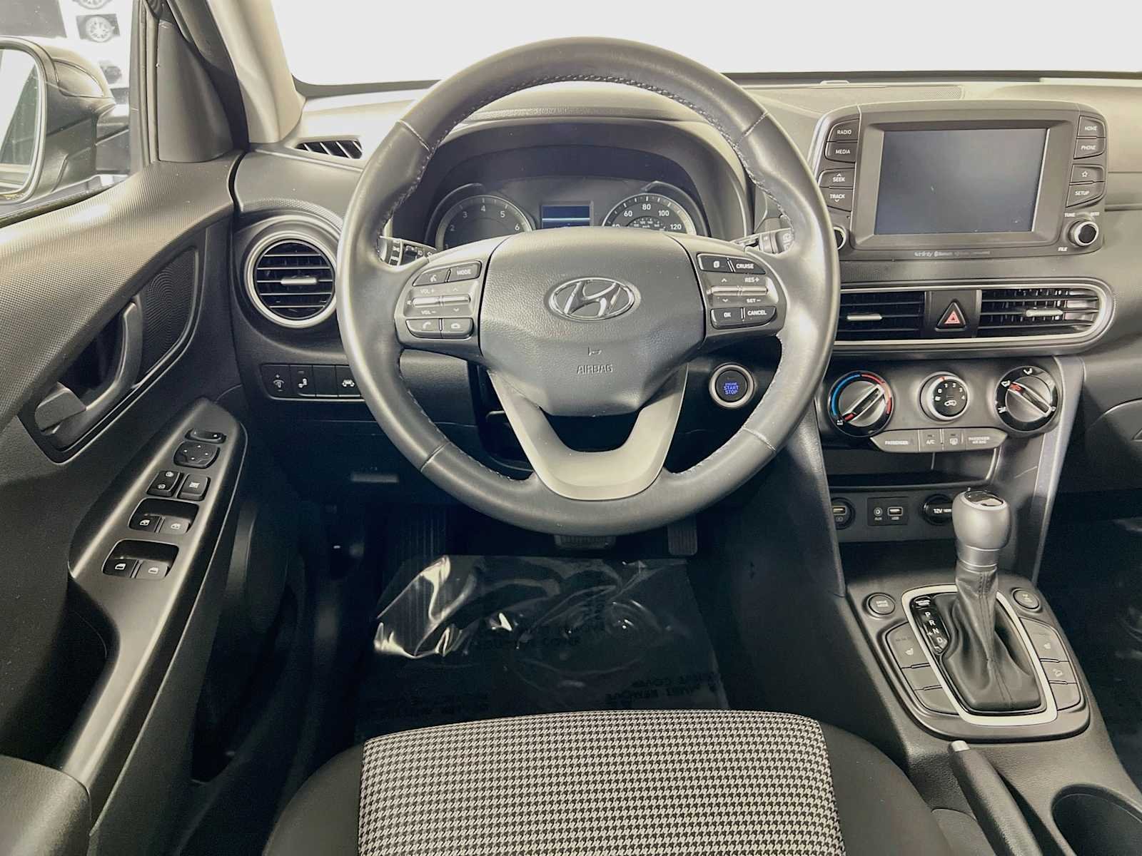 Used 2019 Ultra Black Pearl Hyundai SEL image 23