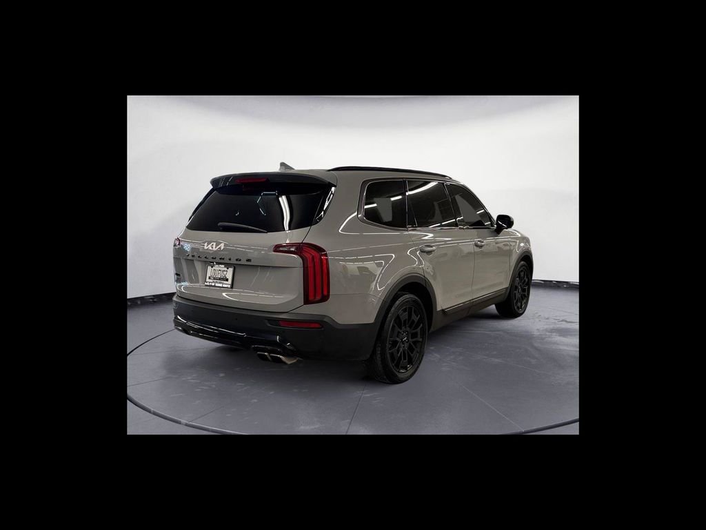 Used 2022 Gray Kia SX image 6