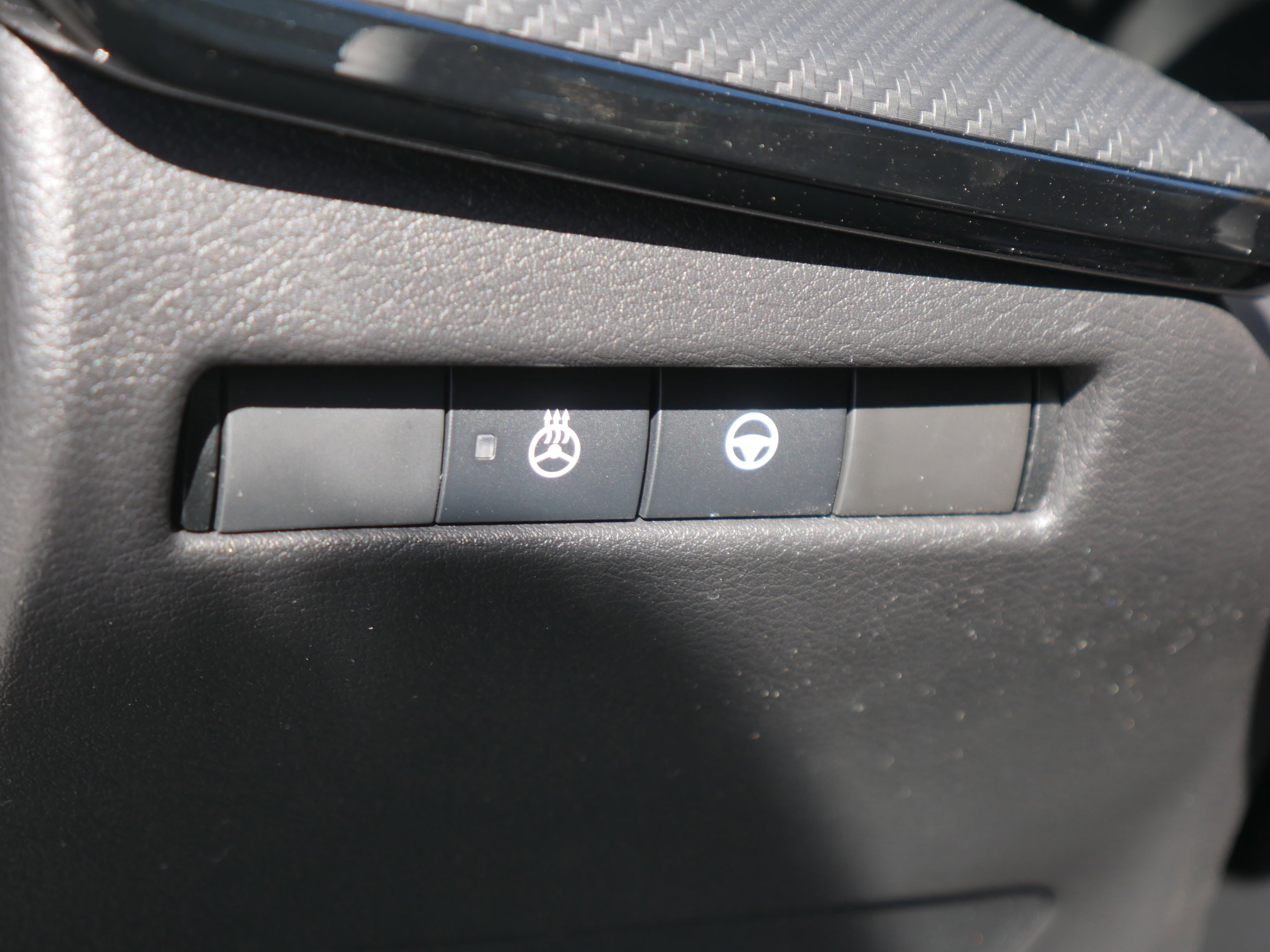 2026 Nissan KICKS SR AWD - Photo 6