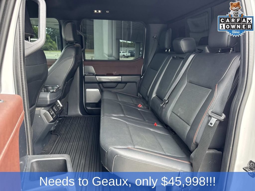Used 2023 White Ford Lariat image 32