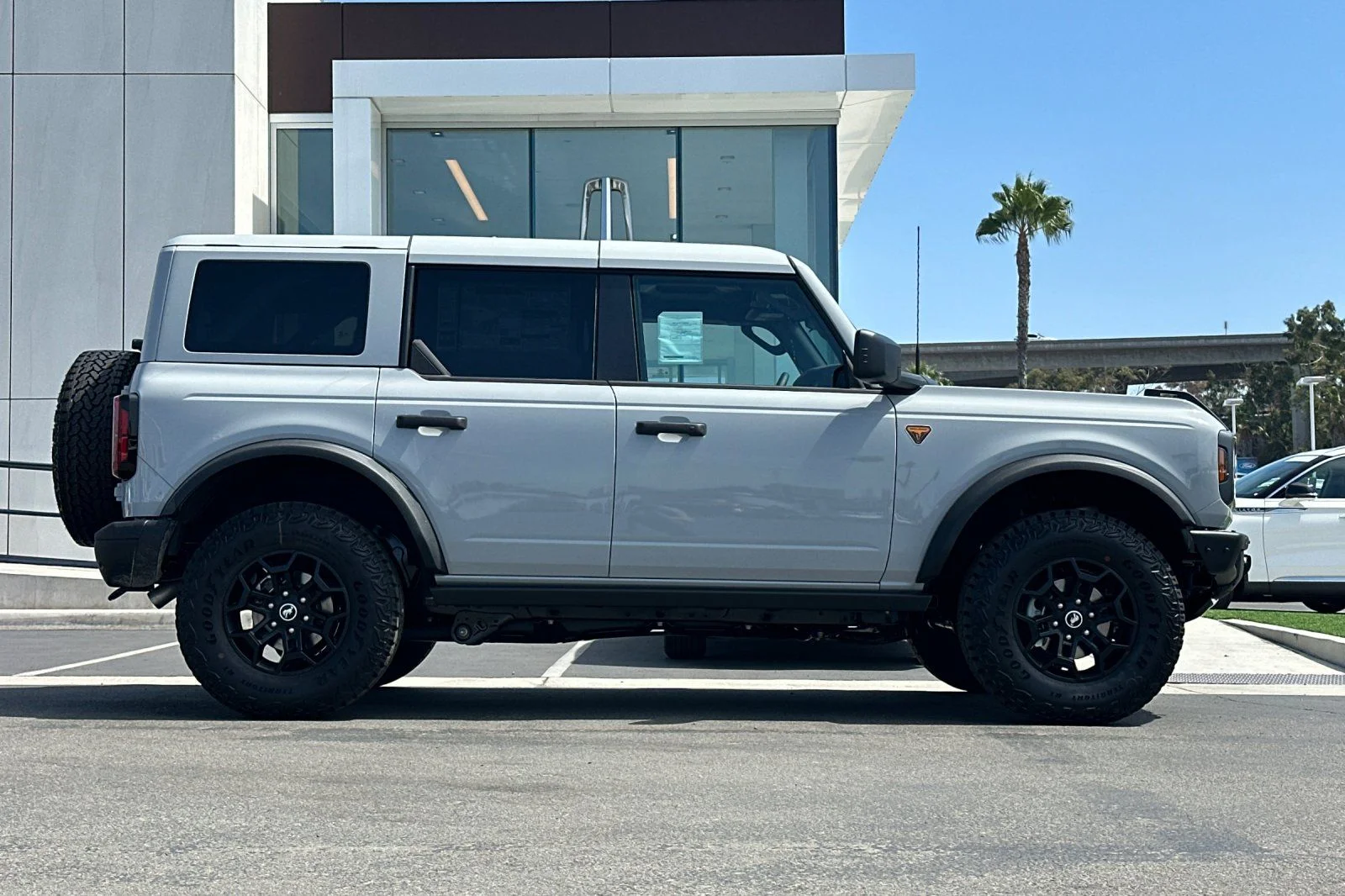 New 2026 Avalanche Gray Ford Badlands® image 2