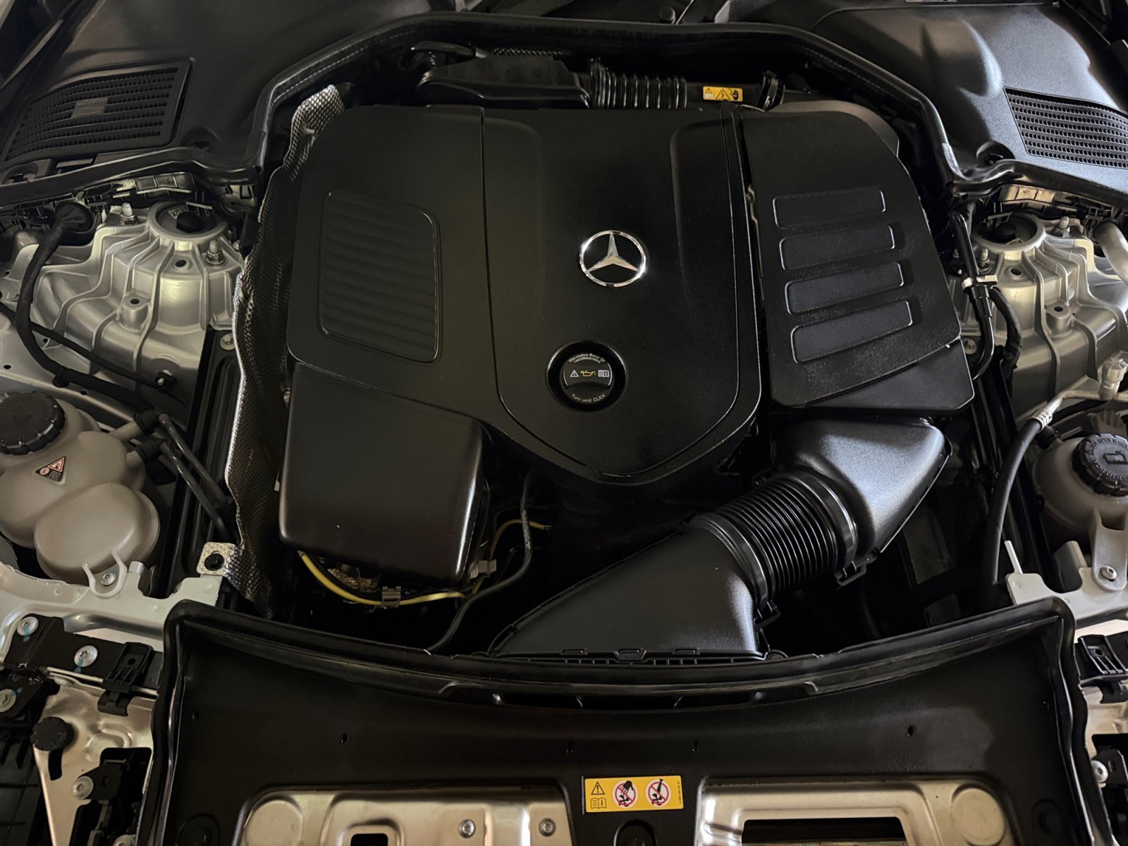 Used 2026 Silver Metallic Mercedes-Benz C 300 image 20