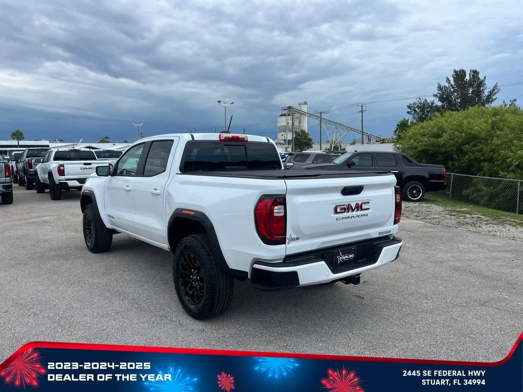 New 2026 Summit White GMC Elevation image 5