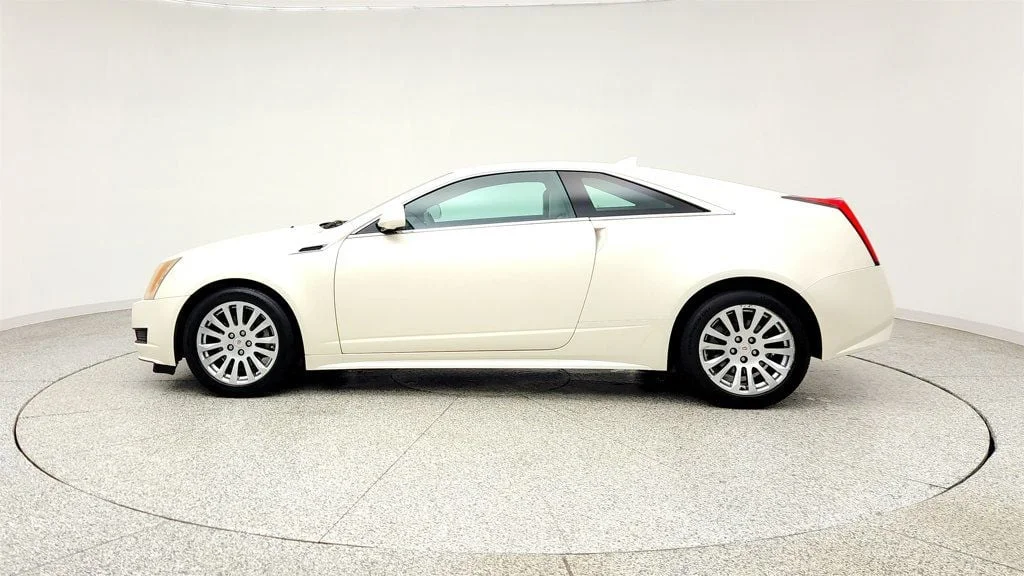 Used 2014 White Diamond Tricoat Cadillac 2dr Coupe RWD image 8