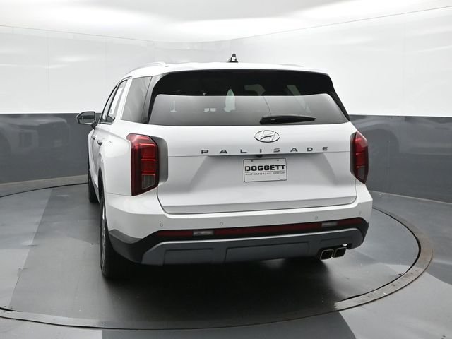 Used 2025 White Hyundai SEL image 8