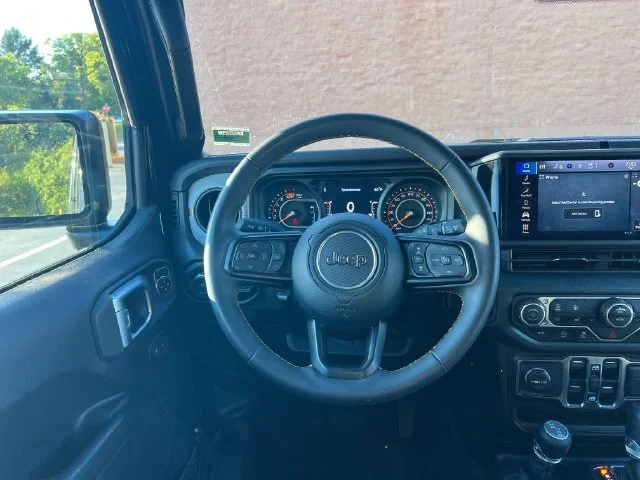 Used 2024 Black Jeep Sport S image 16