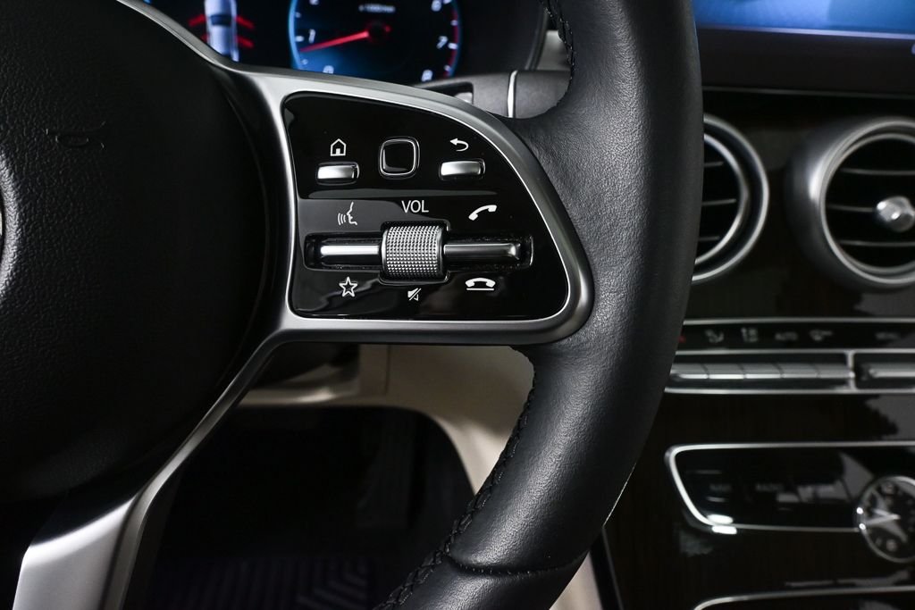 Used 2021  Mercedes-Benz C 300 image 11