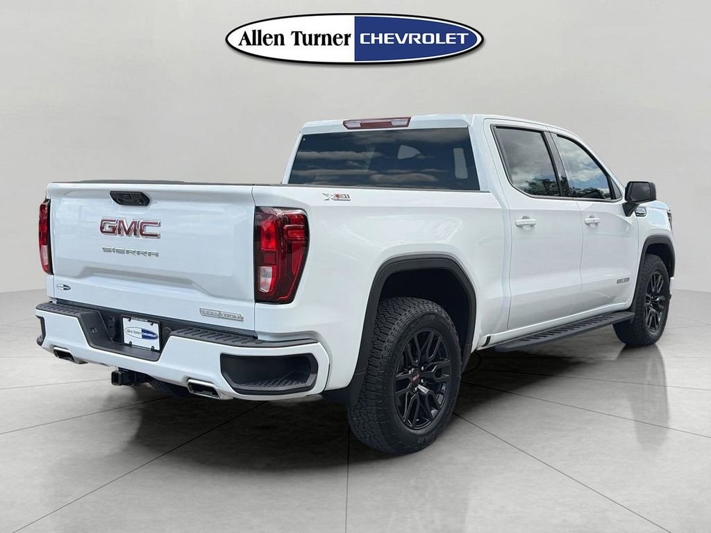 Used 2025 White GMC Elevation image 4