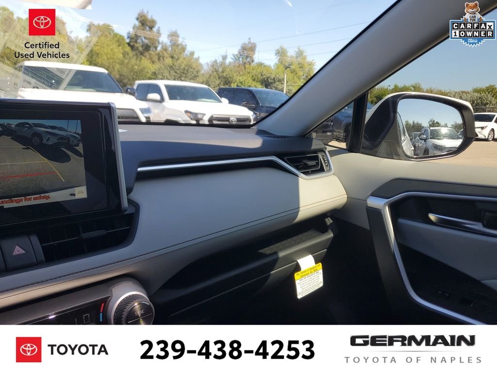 Used 2025 White Toyota XLE image 30