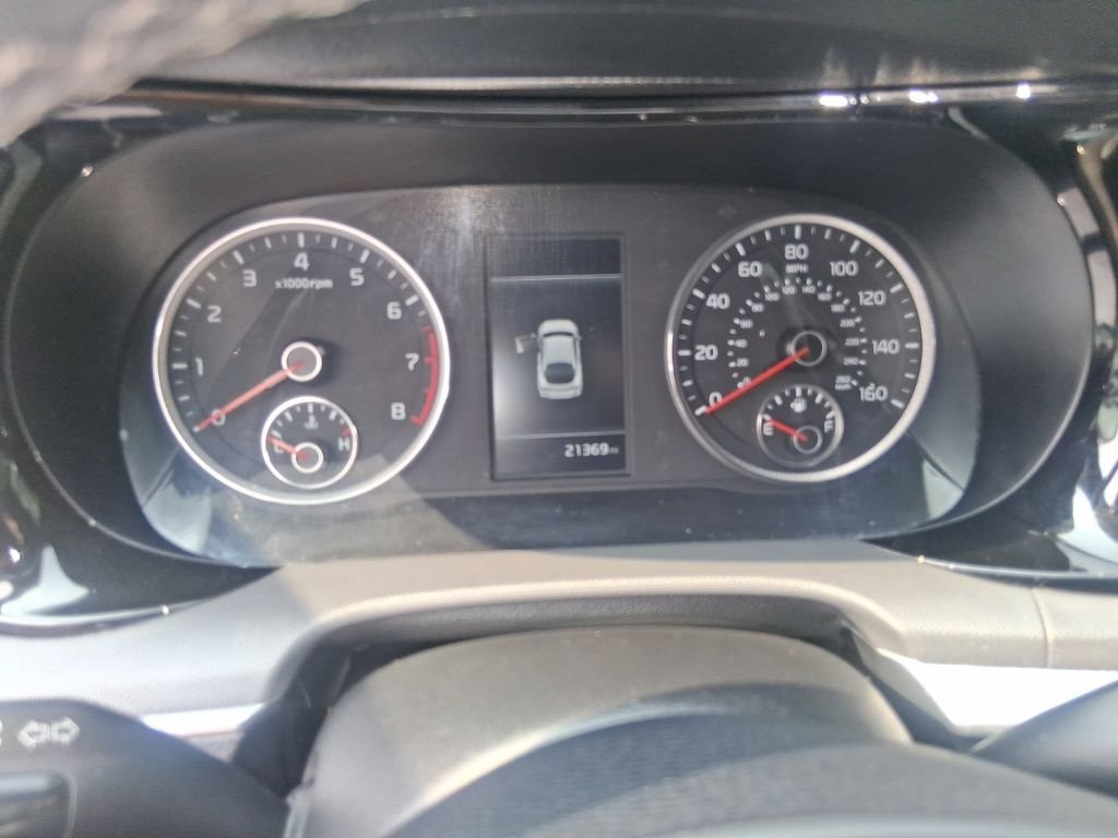 Used 2023 Red Kia GT-Line image 10