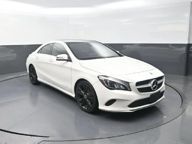 Used 2019  Mercedes-Benz CLA 250 image 10