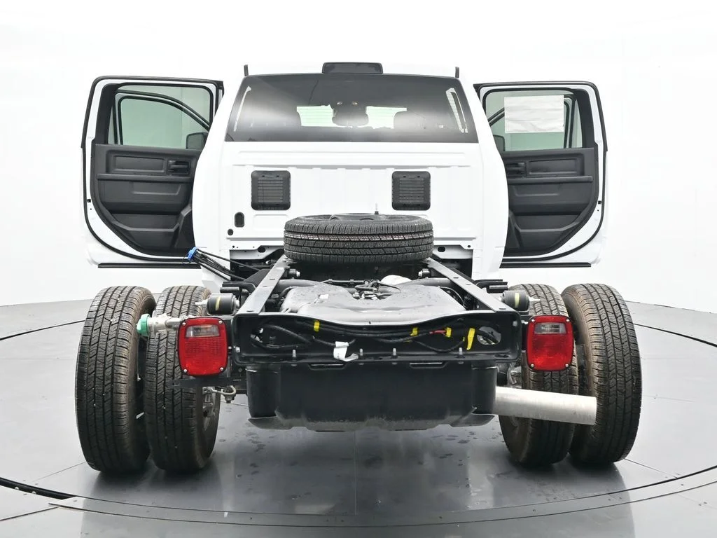 2026 RAM 3500 Chassis Tradesman - Photo 44