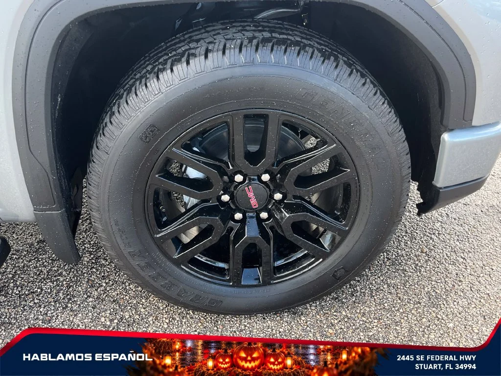 New 2026 Sterling Metallic GMC Elevation image 21
