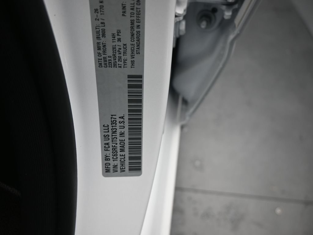 New 2026 Ivory White Tri-Coat Pearl-Coat Exterior Paint RAM Laramie image 18