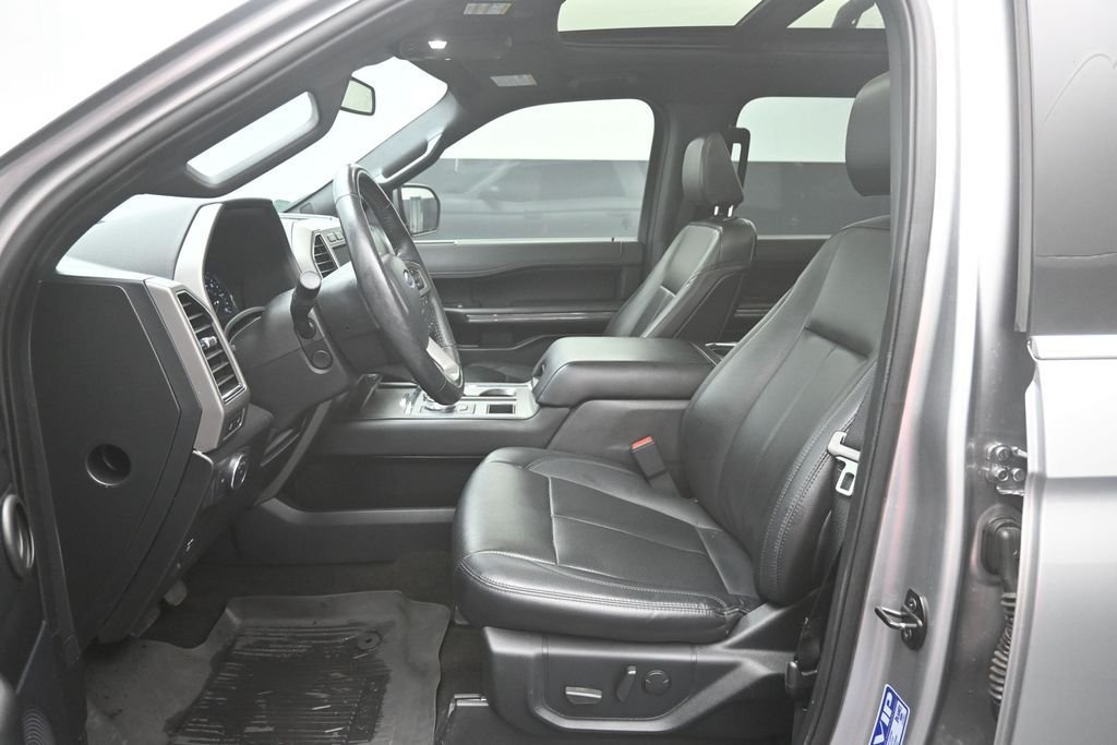 Used 2021 Silver Ford XLT image 18