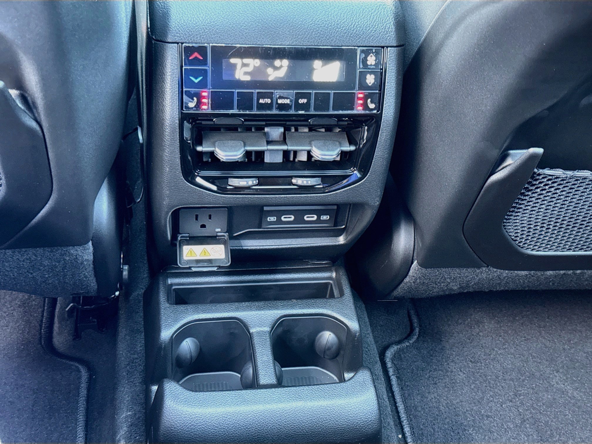 New 2027 Fathom Blue Pearlcoat Jeep Limited Reserve image 29