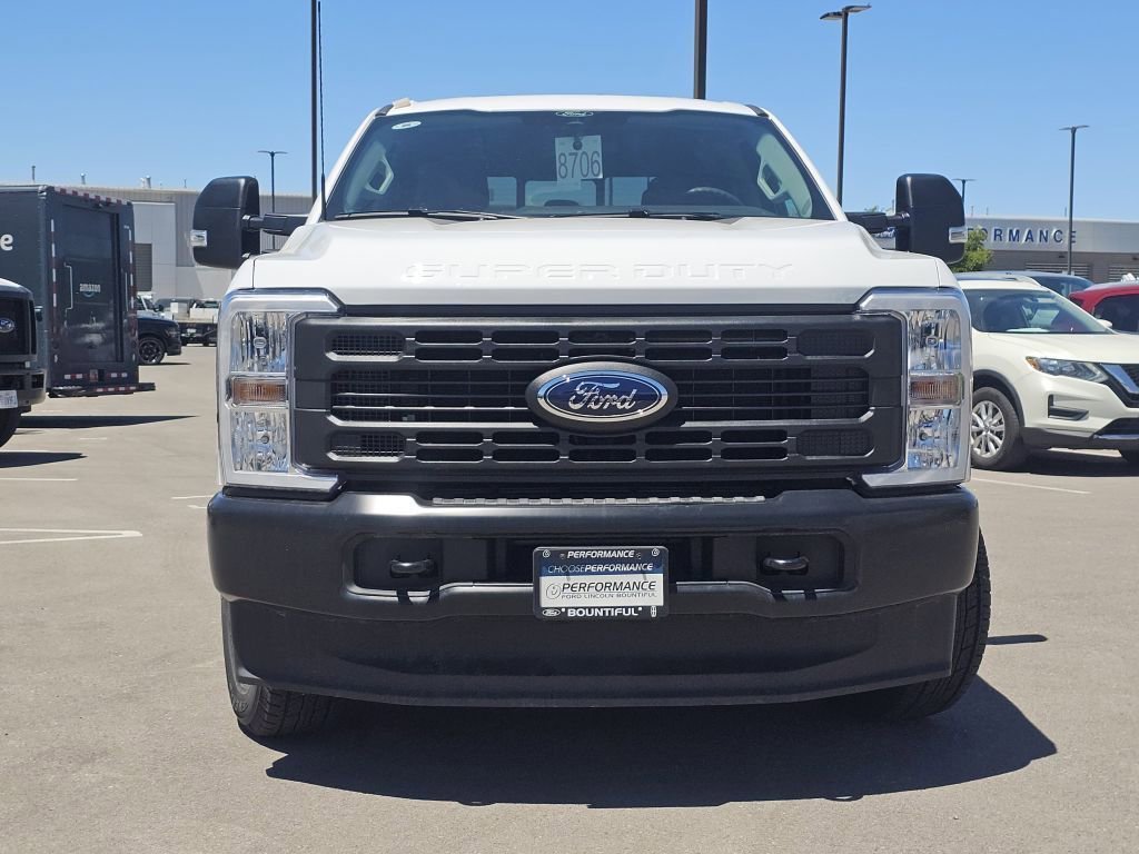 New 2026 Oxford White Ford XL image 3