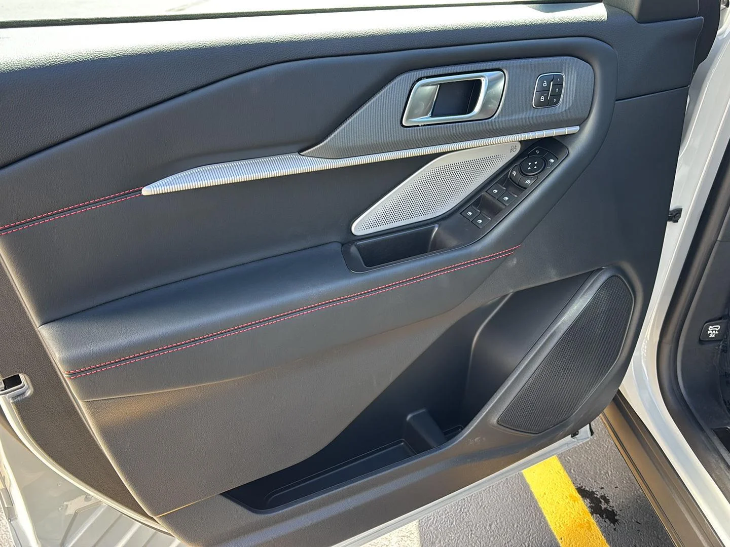 New 2027 Avalanche Gray Ford ST image 10