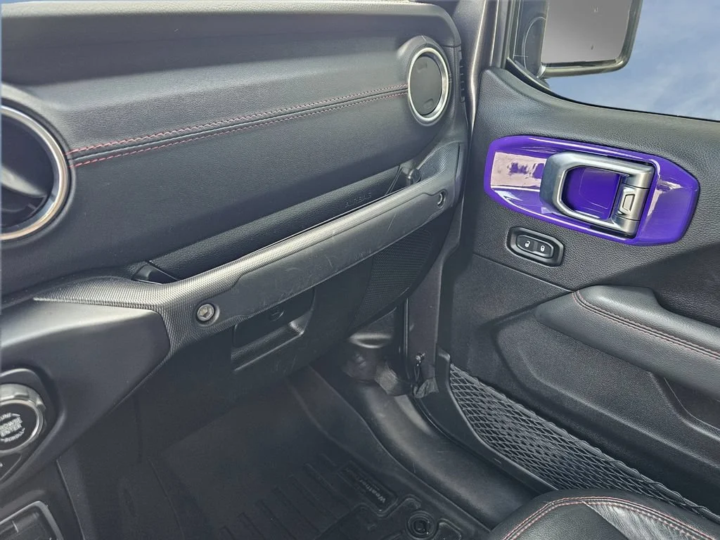 Used 2020 Granite Crystal Jeep Rubicon image 28