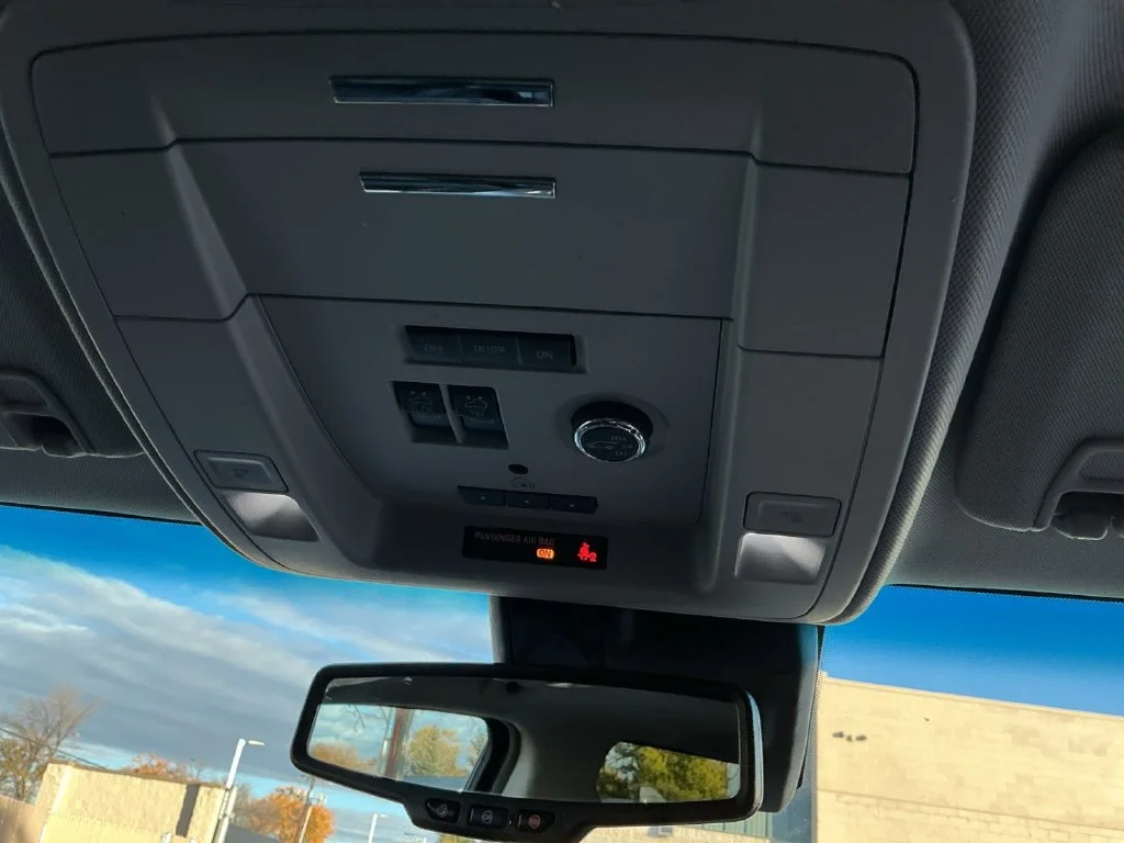 Used 2018 QUICKSILVER METALLIC GMC SLT image 30