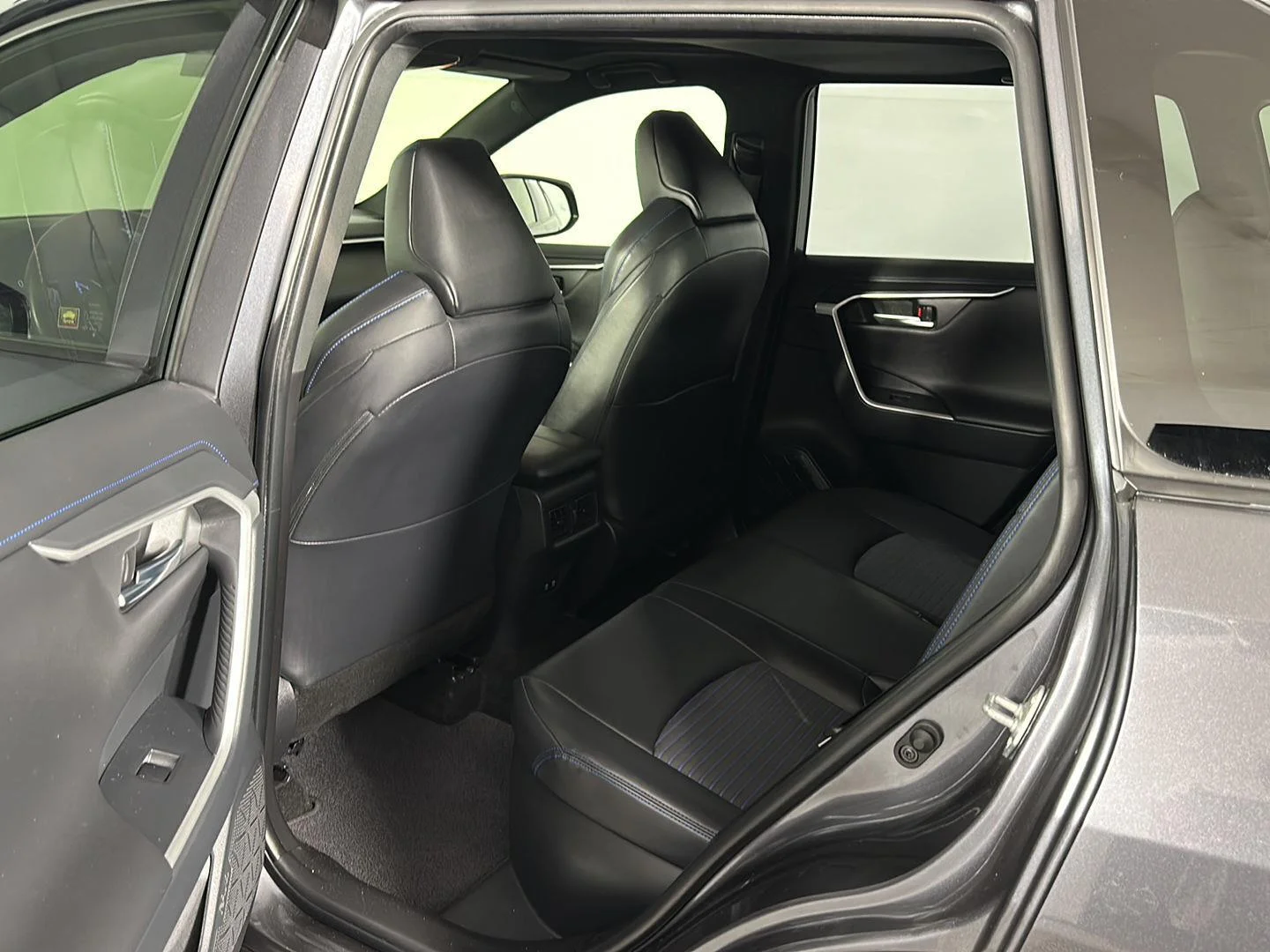 Used 2019 Magnetic Gray Metallic w/Black Roof Toyota XSE image 23