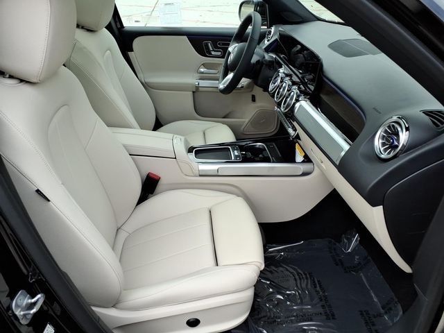 New 2026 Black Mercedes-Benz GLB 250 image 16