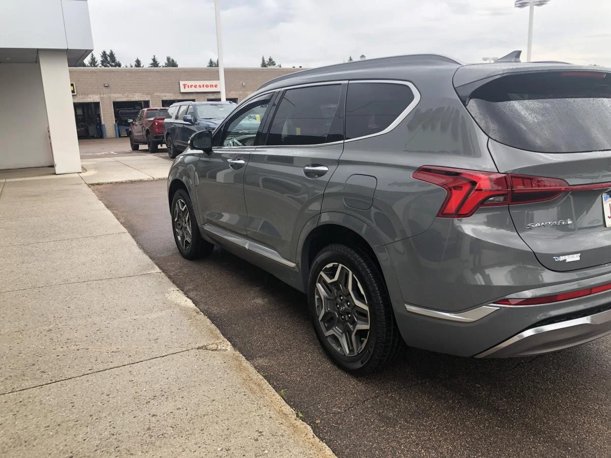Used 2021 Grey Hyundai Ultimate Calligraphy image 6