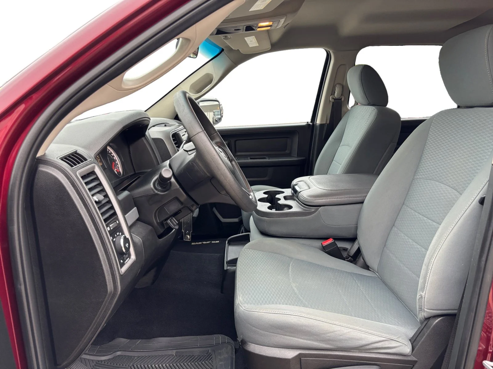 Used 2019 RED PEARL Ram Express image 10