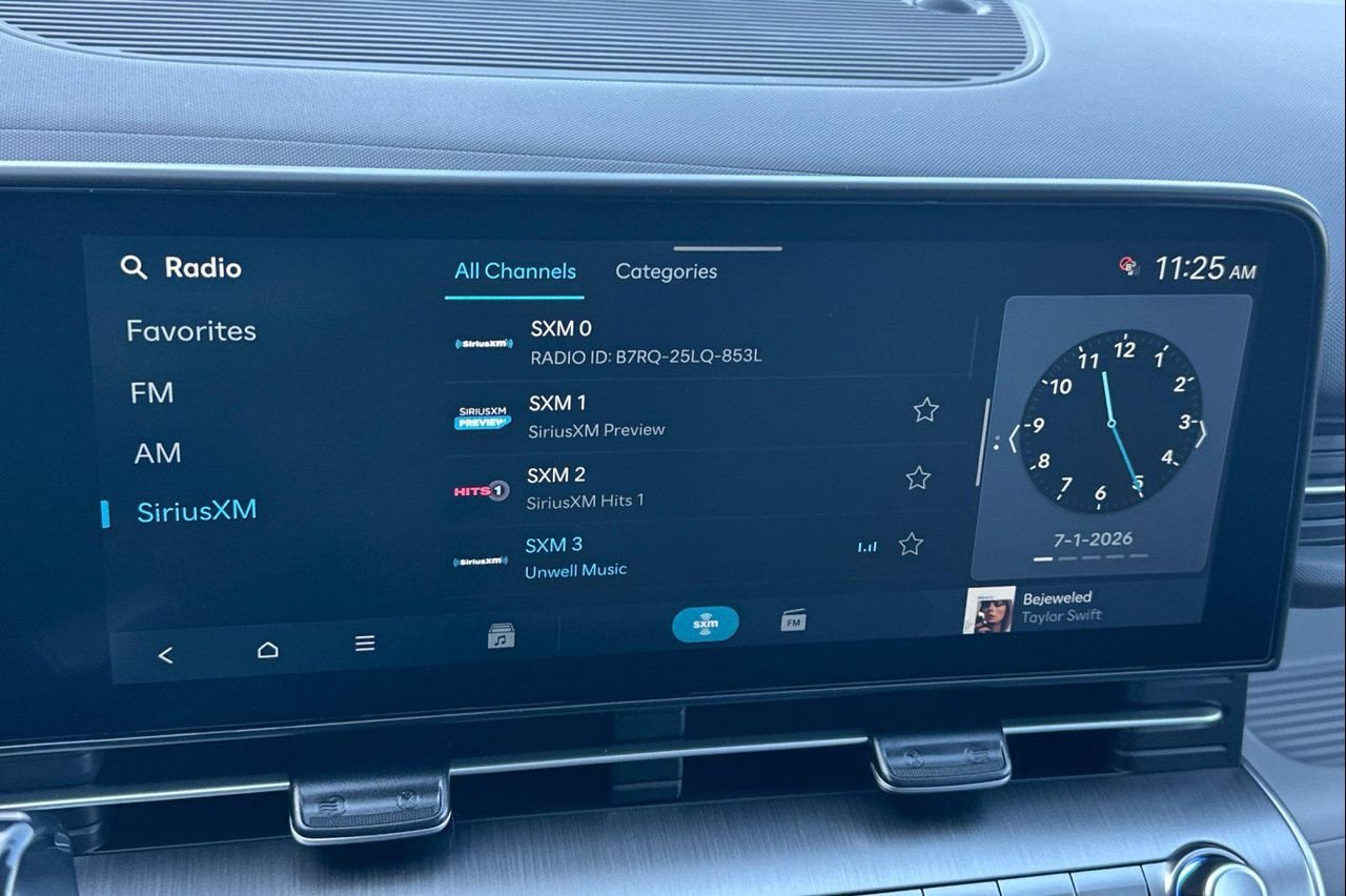 New 2026 Mirage Green Hyundai SEL Premium FWD image 18