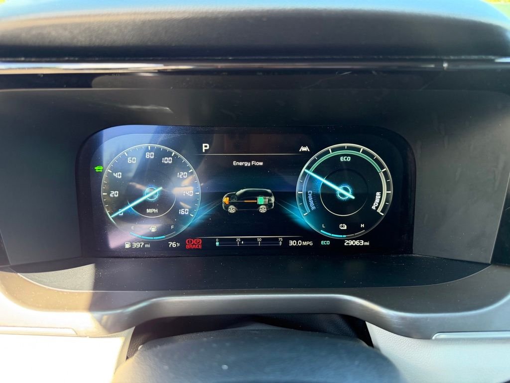 Used 2023 Aurora Black Kia SX Prestige image 21