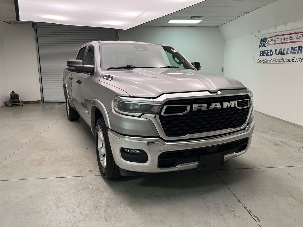 2025 RAM 1500 Big Horn/Lone Star 4x4 Crew Cab 5'7's photo