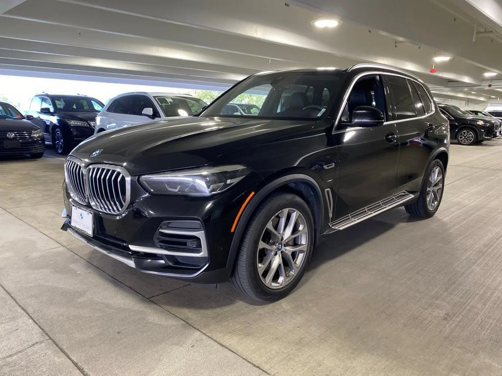 Used 2023 Jet Black BMW xDrive45e image 1