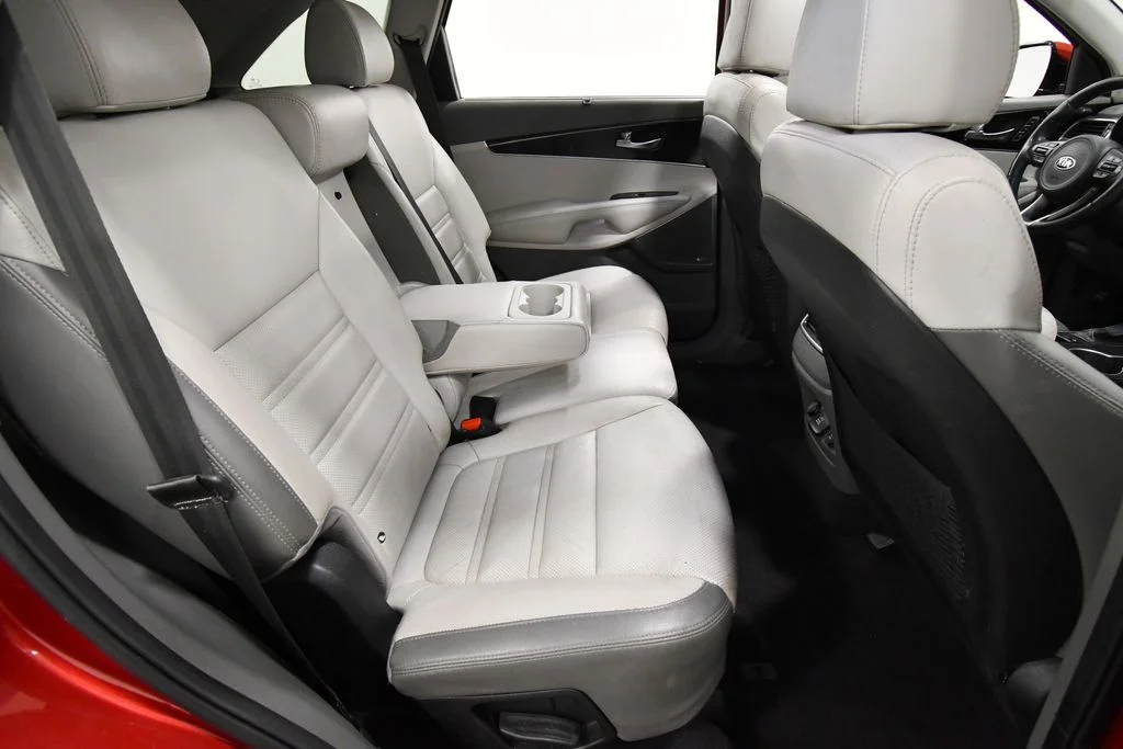 Used 2018 Red Kia SX image 18