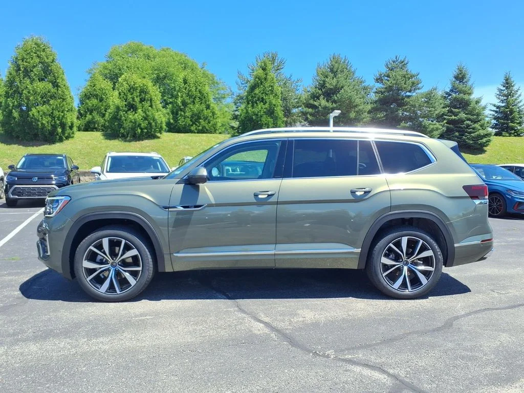 New 2026 Avocado Green Pearl Volkswagen 2.0T SEL Premium R-Line image 3