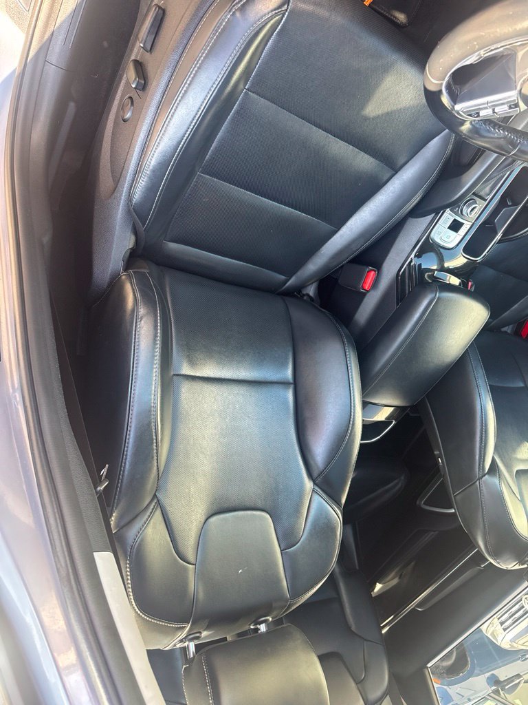 Used 2020 Silver Kia S image 13