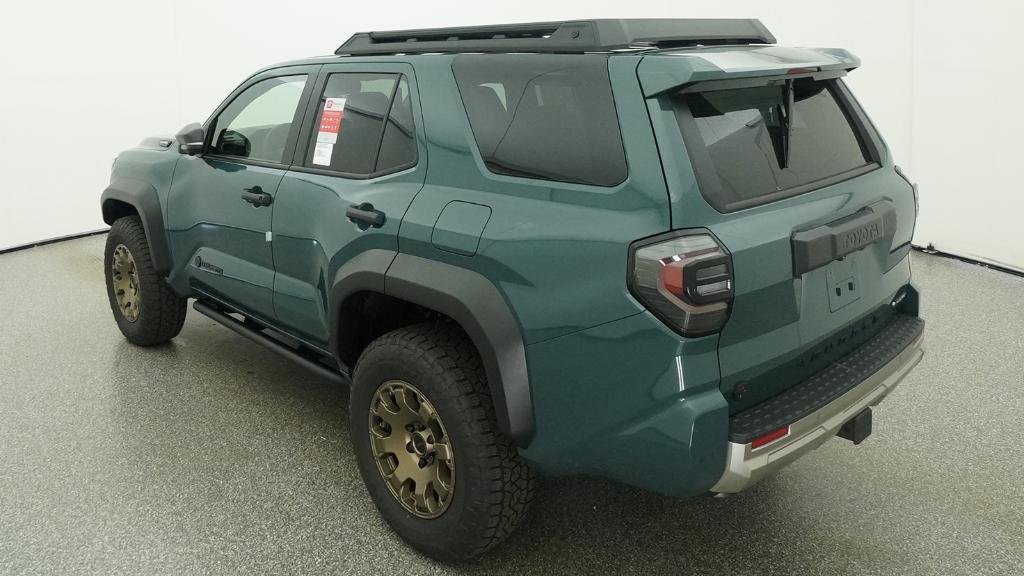 New 2026 Everest Toyota Trailhunter image 4
