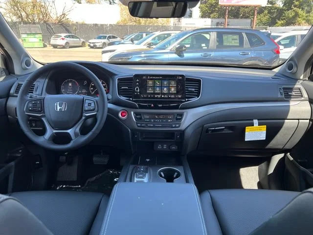 New 2026 Crystal Black Pearl Honda RTL image 12