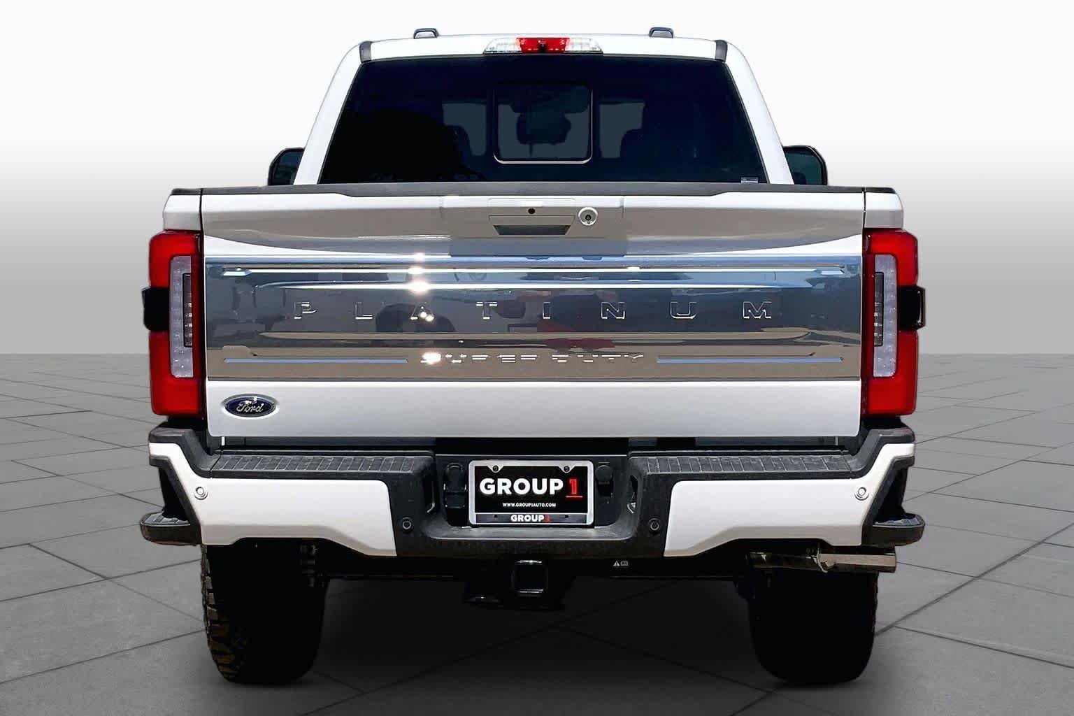 New 2026 Star White Metallic Tri-Coat Ford F-250® Platinum® image 4