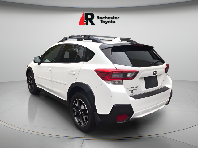 Used 2020 White Subaru Premium image 5