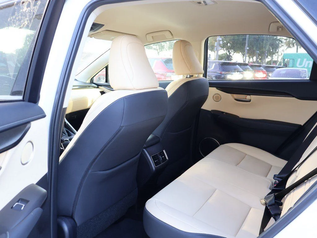 2021 Lexus NX 300 - Photo 34