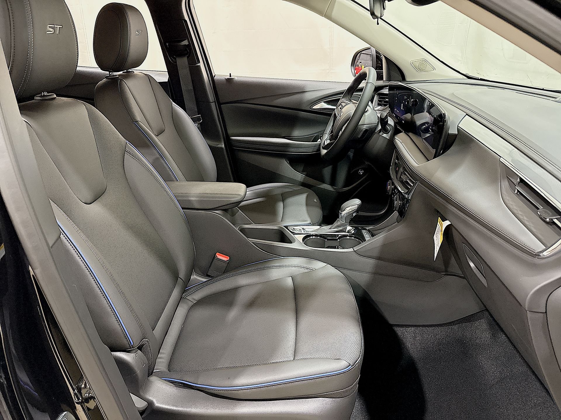 New 2026 Ebony Twilight Metallic Buick Sport Touring image 25