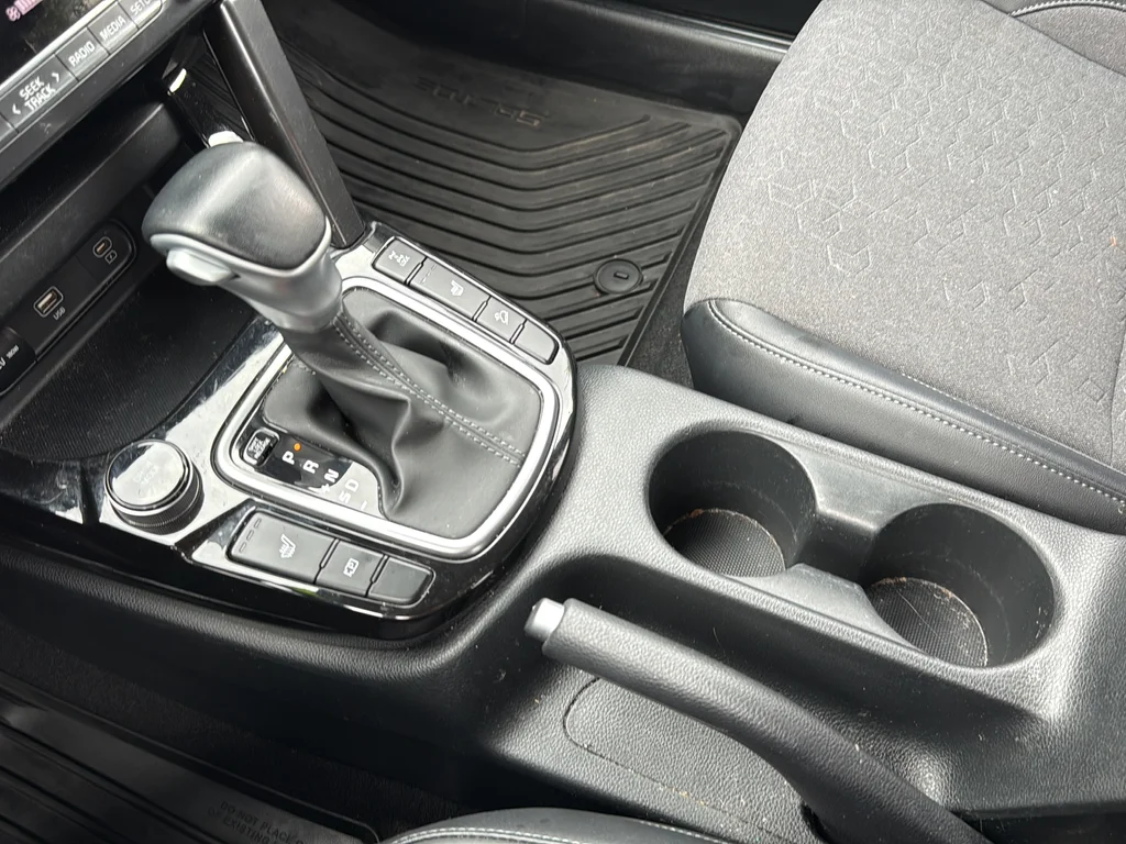 Used 2024 Gray Kia X-Line image 21