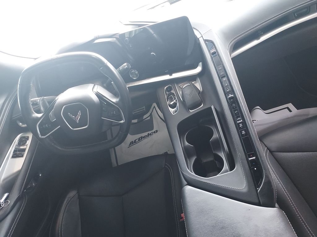 Used 2021 Red Chevrolet Stingray image 15