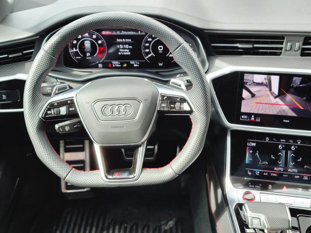 Used 2024 Daytona Gray Pearl Effect Audi 4.0T image 11