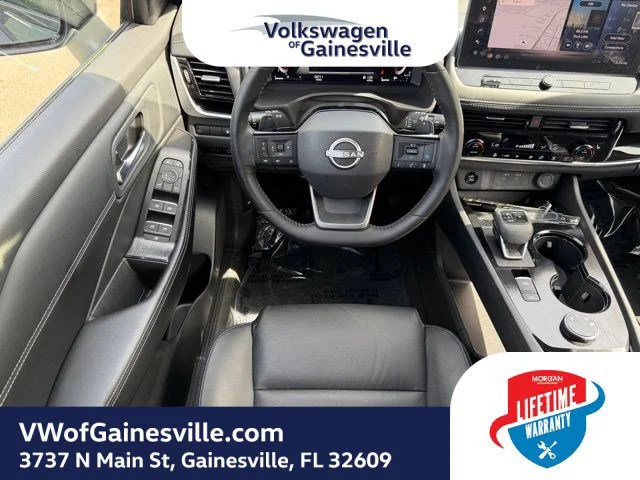 Used 2025 Gun Metallic Nissan SL image 15