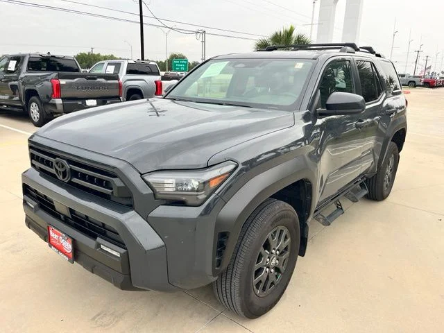 Used 2026  Toyota SR5 image 3